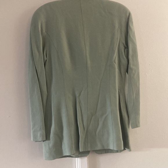Nine to Five mint blazer - Picture 4 of 4